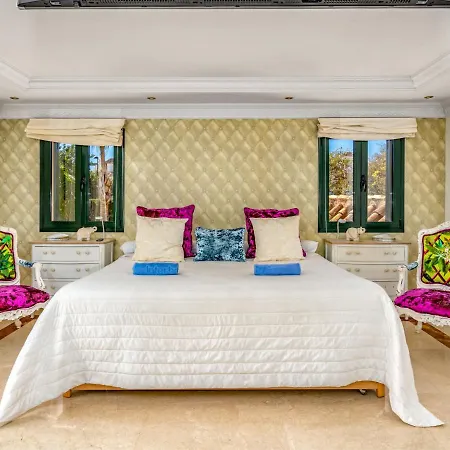 Villa Dream Deluxe By Interhome