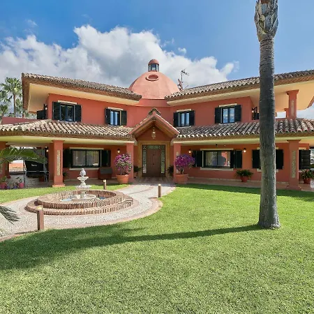 Villa Dream Deluxe By Interhome *